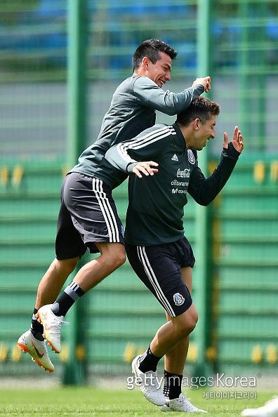 멕시코 축구대표팀 이르빙 로사노-엑토르 에레라(오른쪽). 사진=게티이미지코리아