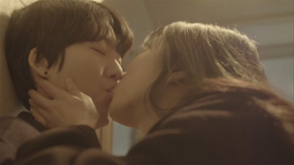 국내 최초의 레즈비언 영화 '금욕', 전격 상영 확정｜스포츠동아