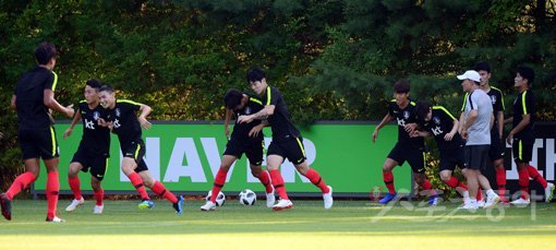 2018 자카르타-팔렘방 아시안게임에 출전하는 남자 축구대표팀. 스포츠동아DB