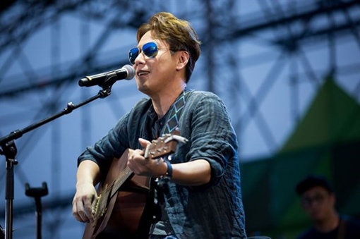 가수 윤종신. 사진제공|미스틱엔터테인먼트