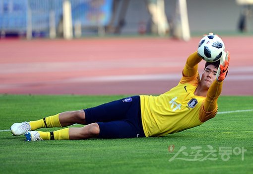 2018자카르타-팔렘방아시안게임 남자 축구대표팀 송범근. 스포츠동아DB