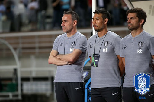 한국 남자 축구대표팀 벤투 감독, 김영민 코치, 세르지우 코스타 수석코치(왼쪽부터). 사진제공｜대한축구협회