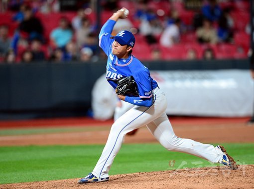 삼성 최충연. 스포츠동아DB