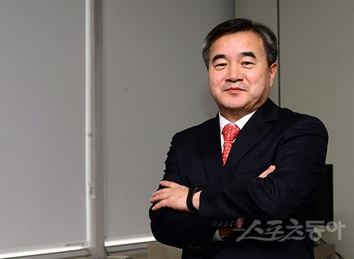 스포츠동아 이인철 신임 대표이사.