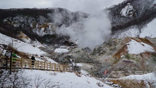홋카이도 3대 온천마을 중 하나인 노보리베츠의 명소 지옥계곡. 홋카이도|김재범 기자 oldfield@donga.com