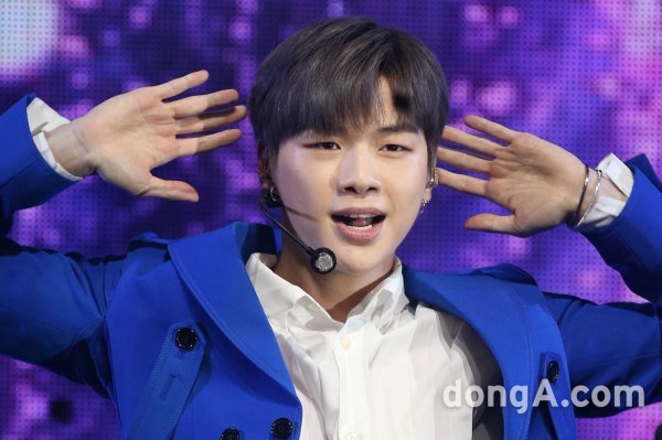 여심 사로잡은 미소