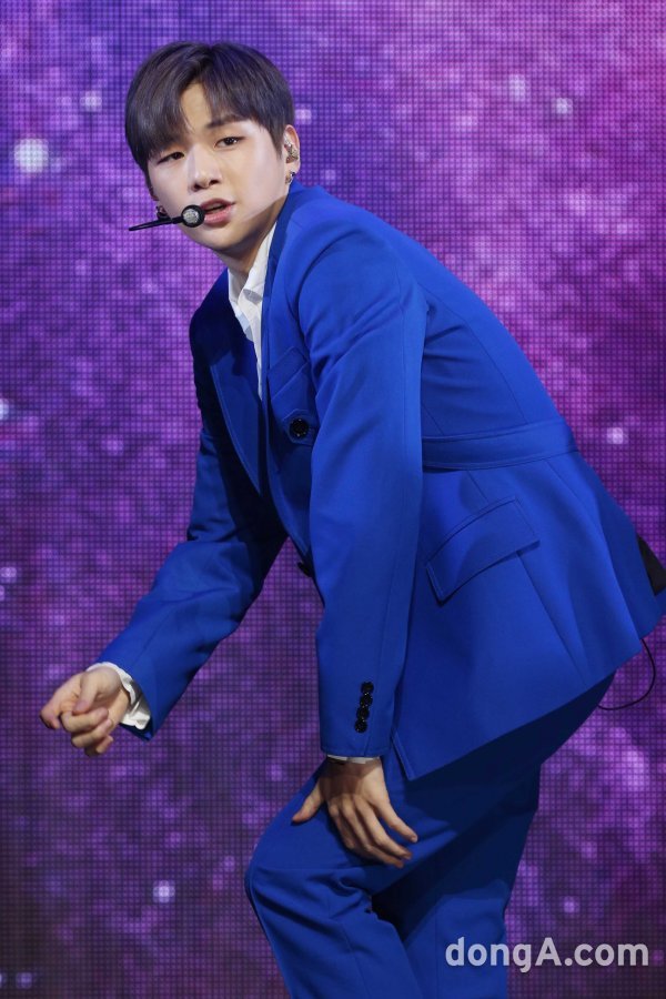 강다니엘, 사랑스럽게