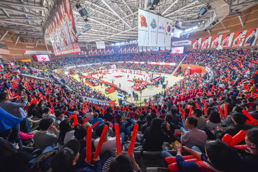 지난 23일 만원관중 기록한 부산 BNK센터. 사진제공｜WKBL