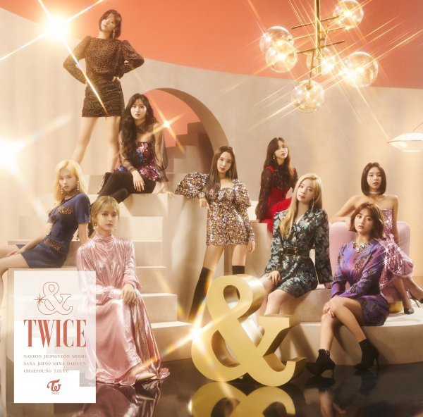 트와이스 日 2집 ‘&TWICE’ 오리콘 데일리 앨범 랭킹 정상