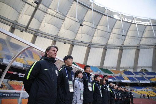 한국 여자축구대표팀 감독 콜린 벨(왼쪽). 사진제공｜KFA