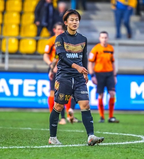 이승우. 사진=신트 트라위던 SNS