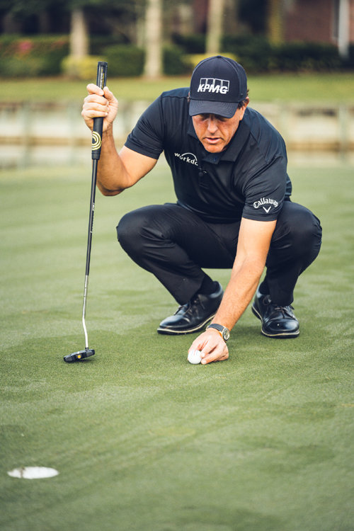 캘러웨이 골프볼 크롬소프트 20 트리플 트랙을 사용하는 미국프로골프(PGA) 투어 스타 필 미켈슨. 사진제공 | 캘러웨이