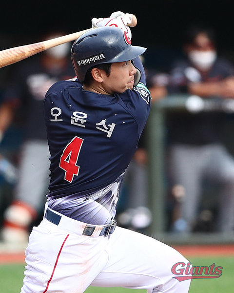 롯데 오윤석. 사진제공｜롯데 자이언츠