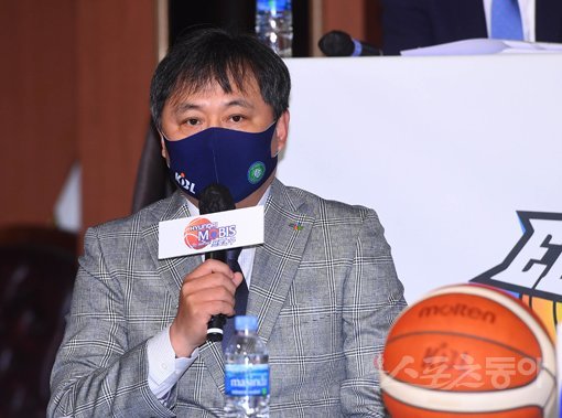 원주 DB 이상범 감독. 스포츠동아DB