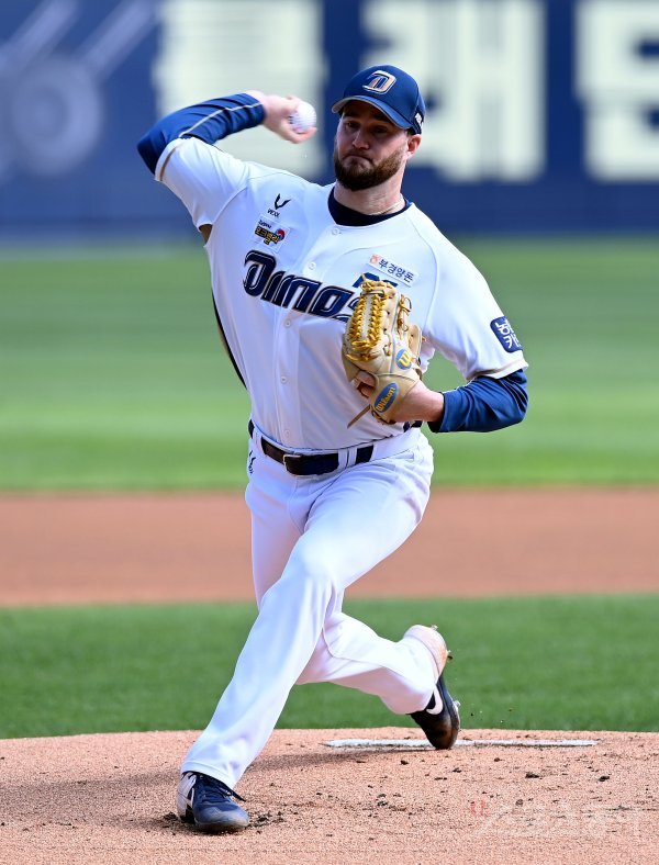 NC 마이크 라이트. 스포츠동아DB