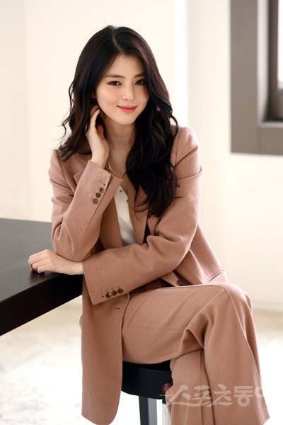 연기자 한소희(사진)와 그룹 엔하이픈, 연기자 전종서는 2020년 시청자와 관객, 팬들의 환호를 이끌어낸 주역들이다. 새해에도 각기 무대로 더욱 또렷한 활약을 펼칠 것이라는 기대를 모은다. 스포츠동아DB