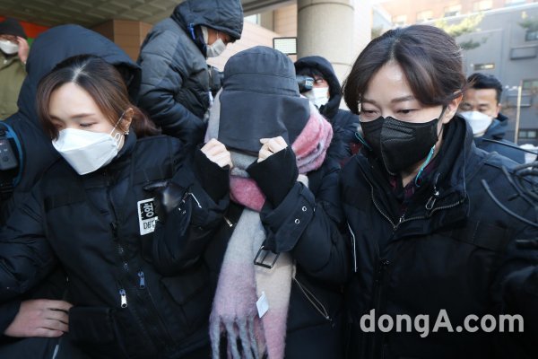 황하나 묵묵부답