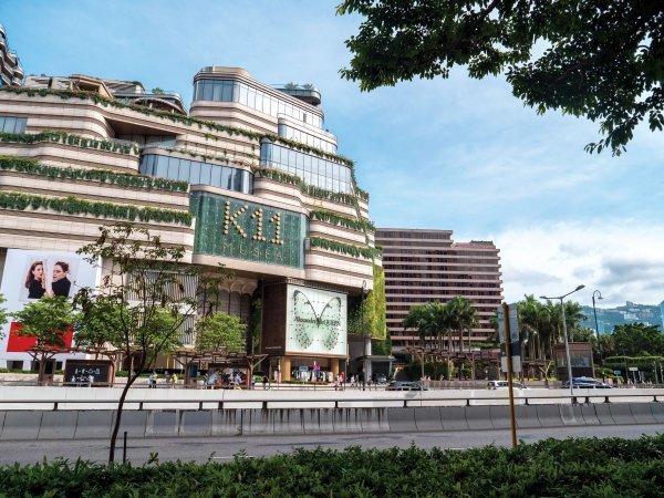 지속가능한 미래 꿈꾸는 복합문화공간 K11뮤제아. ‘오페라 씨어터’라는 애칭이 붙은 높이 35m의 아트리움이 명물이다. 사진제공|홍콩관광청