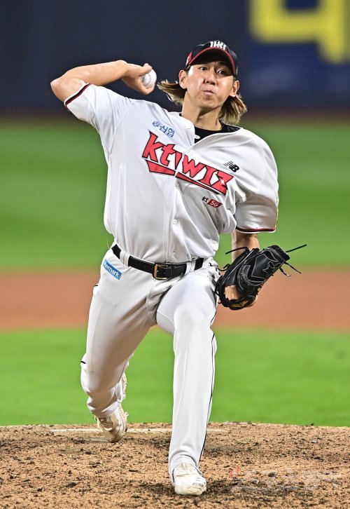 KT 이대은. 스포츠동아DB