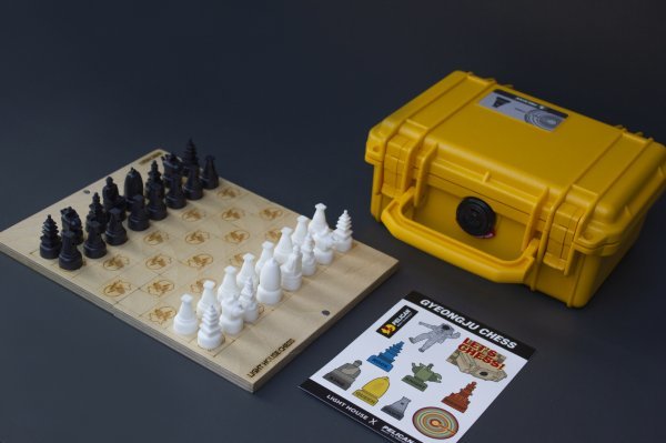 펠리칸코리아와 혀법한 하드케이스 활용 경주체스 기념품