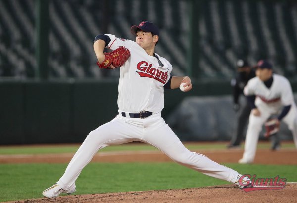 롯데 투수 김진욱. 사진제공 | 롯데자이언츠