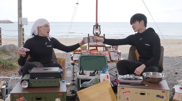 맛있는 라면을 찾아 스타들이 나섰다. tvN ‘라끼돌’의 한 장면. 사진제공|tvN