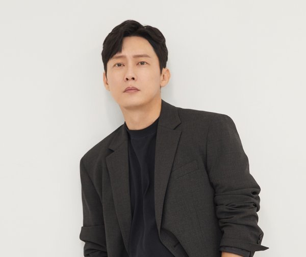 배우 박병은이 “베드신을 위해 견과류와 방울토마토만 먹고 체지방률 15%까지 줄였다”고 말해 눈길을 끌었다. 사진제공|씨제스엔터테인먼트