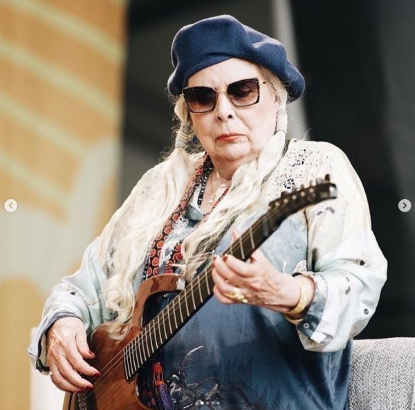 조니 미첼 인스타그램 캡처.