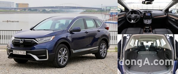 혼다 CR-V 하이브리드는 중형 SUV 수준의 탄탄하고 부드러운 주행 감성과 파워풀한 퍼포먼스를 발휘하면서도 공인 복합 연비 
14.5km/L를 달성한 매력적인 하이브리드 SUV다. 소비자들의 안전과 니즈를 꼼꼼하게 고려한 인테리어. 풀 플랫되는 2열 
시트를 접으면 최대 1945리터의 적재 공간이 확보된다. 원성열 기자 sereno@donga.com