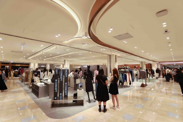 리뉴얼 오픈한 신세계백화점 강남점 5층 영패션 전문관.    사진제공 l 신세계백화점