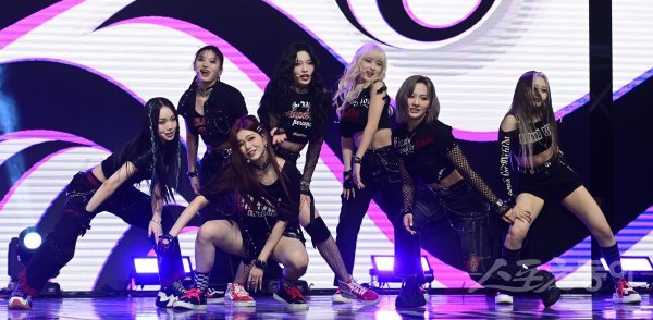 빌리 ‘데뷔 첫 대면 쇼케이스’ [포토]｜스포츠동아
