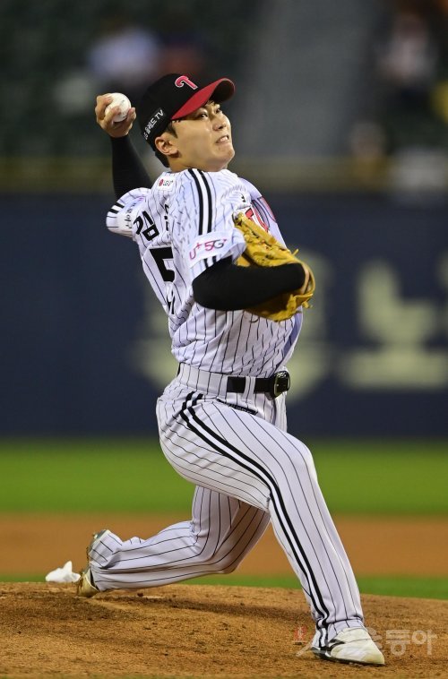 LG 김윤식. 스포츠동아DB