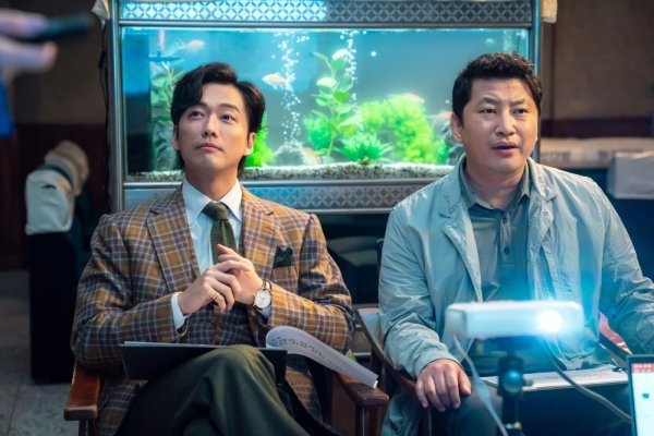 배우 남궁민(왼쪽)이 주연한 SBS 금토드라마 ‘천원짜리 변호사’가 시청률 상승곡선을 그리며 인기를 끌고 있다. 사진제공|SBS