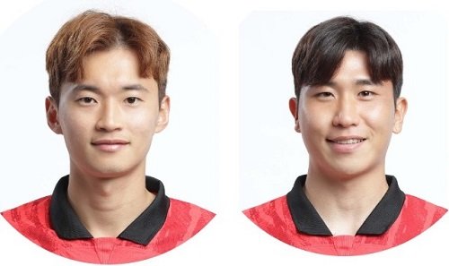 2022 카타르 월드컵 국가대표로 선발된 용인시축구센터 출신 김진수, 윤종규 선수(왼쪽부터). 사진제공 | 용인특례시