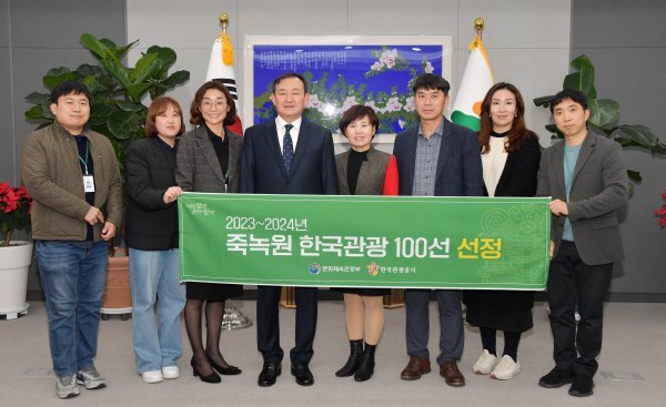 담양 죽녹원이 ‘한국관광 100선’에 5회 연속 선정되는 쾌거를 이뤘다. 사진제공 | 담양군