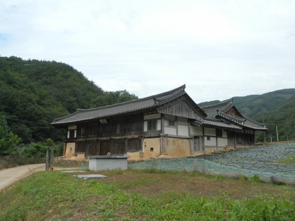 희암재사 전경. 덕후루. 사진제공 | 영덕군