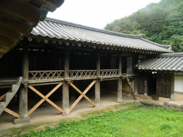 희암재사 전경. 덕후루. 사진제공 | 영덕군