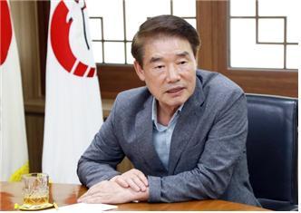 정천석 울산 복지가족진흥사회 서비스원 신임 원장. 사진제공 | 울산 동구