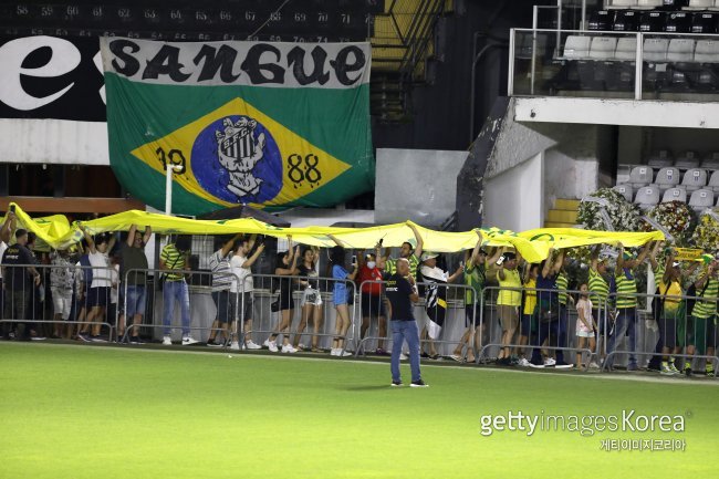 펠레 추모 인파. 사진=게티이미지코리아