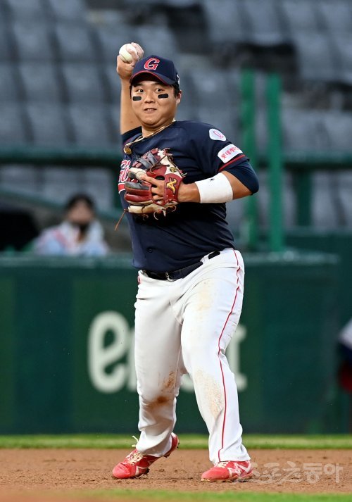 롯데 한동희. 스포츠동아DB