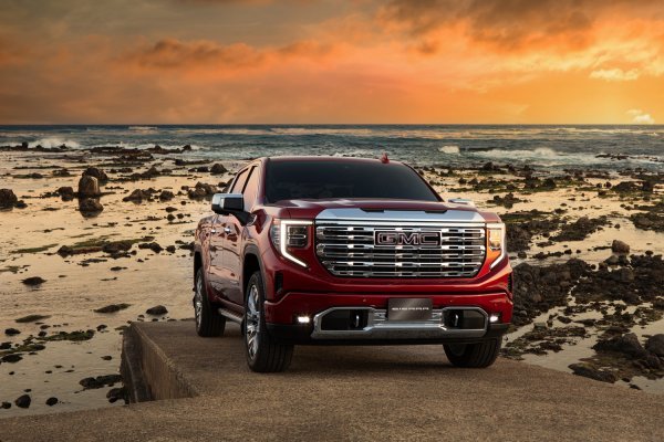 GMC의 초대형 프리미엄 픽업트럭 시에라. 사진제공|GM