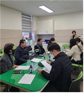 곡성군이 최근 2023년 학교급식 친환경식재료 공급가격 결정협의회를 개최했다. 사진제공 | 곡성군