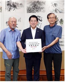 전남도가 전국 광역지자체 가운데 처음으로 미서훈된 독립운동가를 직접 발굴해 국가보훈처에 서훈 신청을 하고 있다. 2022년 7월 서훈 신청 모습. 사진제공 | 전남도