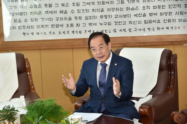 하윤수 교육감. 사진제공 | 부산시교육청