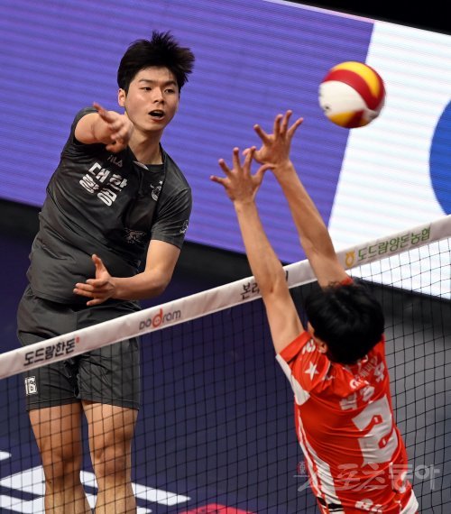 대한항공 정한용(왼쪽). 스포츠동아DB