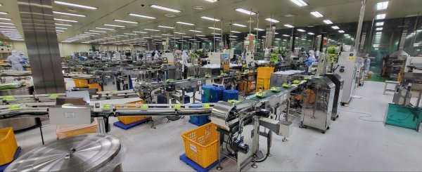 ㈜신안천사김 내부. 사진제공ㅣ신안군