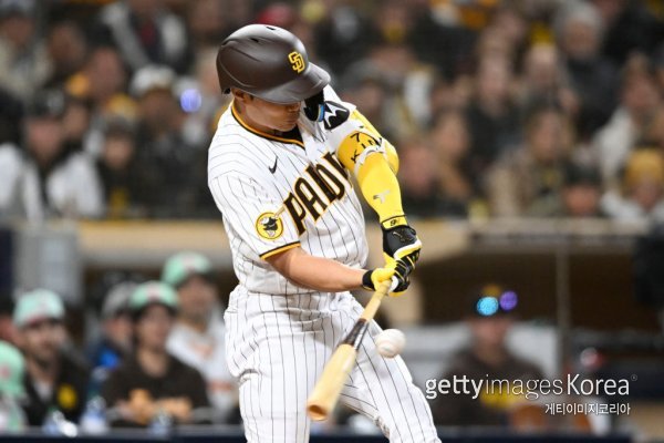 김하성 4경기 연속 안타·통산 99번째 득점 …Sd, 4연패 탈출 : Mlbpark