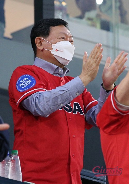 신동빈 롯데그룹 회장. 사진제공 | 롯데 자이언츠