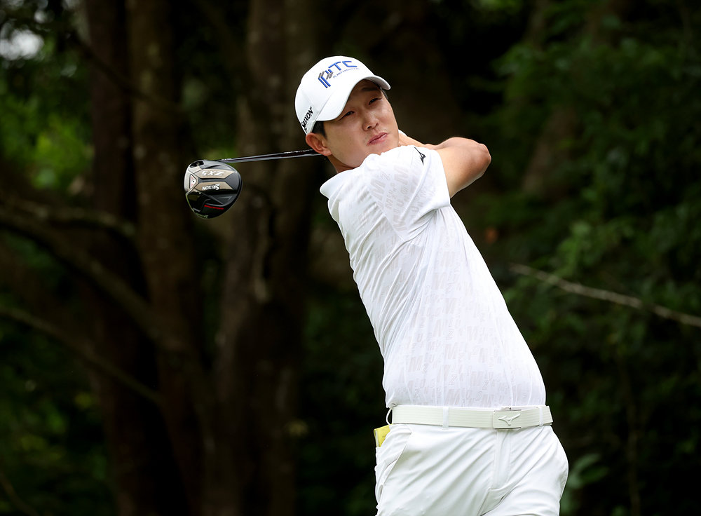 하나은행 인비테이셔널 최종라운드 2번 홀에서 티샷을 하고 있는 양지호. 사진제공 | KPGA