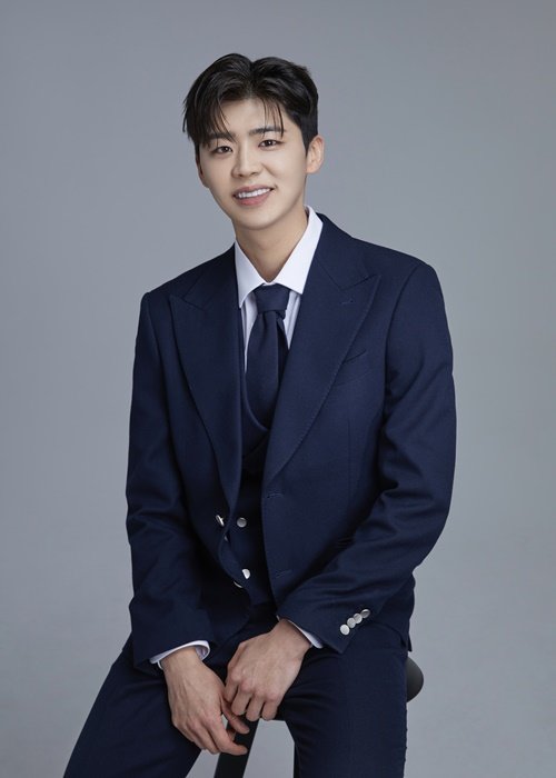 사진｜초록뱀이앤엠